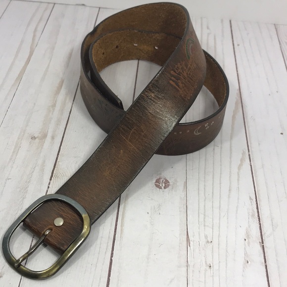 GAP Accessories - GAP vintage leather boho etched belt